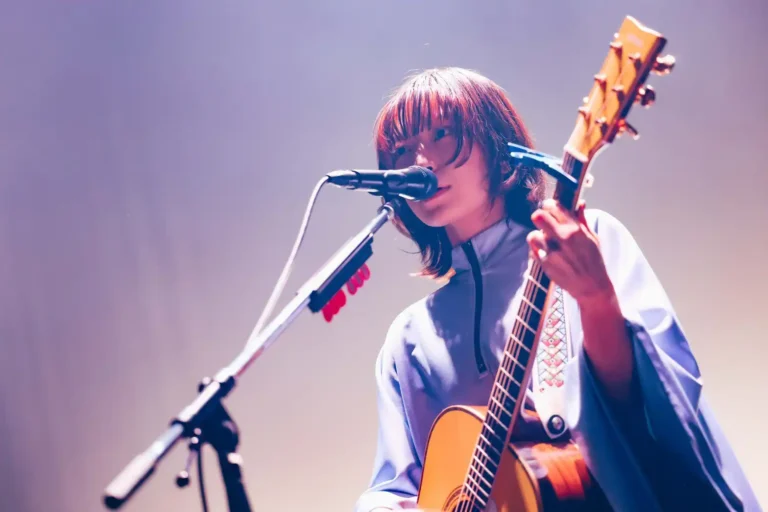 Penyanyi-Pencipta Lagu Sayuri Meninggal di Usia 28 Tahun